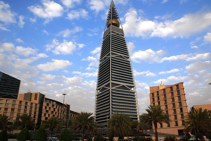 من نحن
